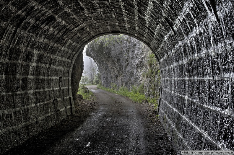 tunnel_route_chartreuse_charmette_jnz.jpg